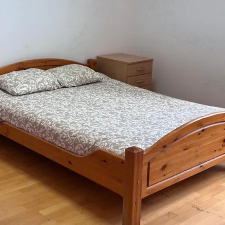 Alojamento de Acomodação e Pequeno-almoço - 24h Self Check-in