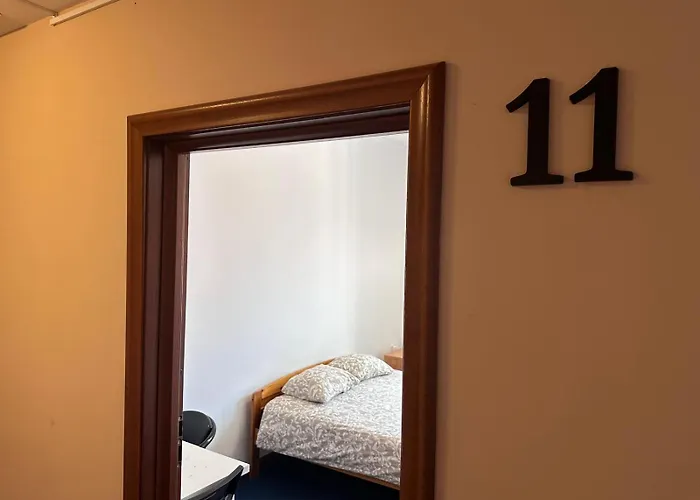 - 24h Self Check-in Bed & Breakfast