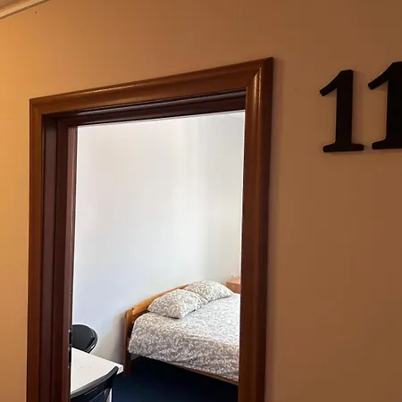 - 24h Self Check-in Bed & Breakfast